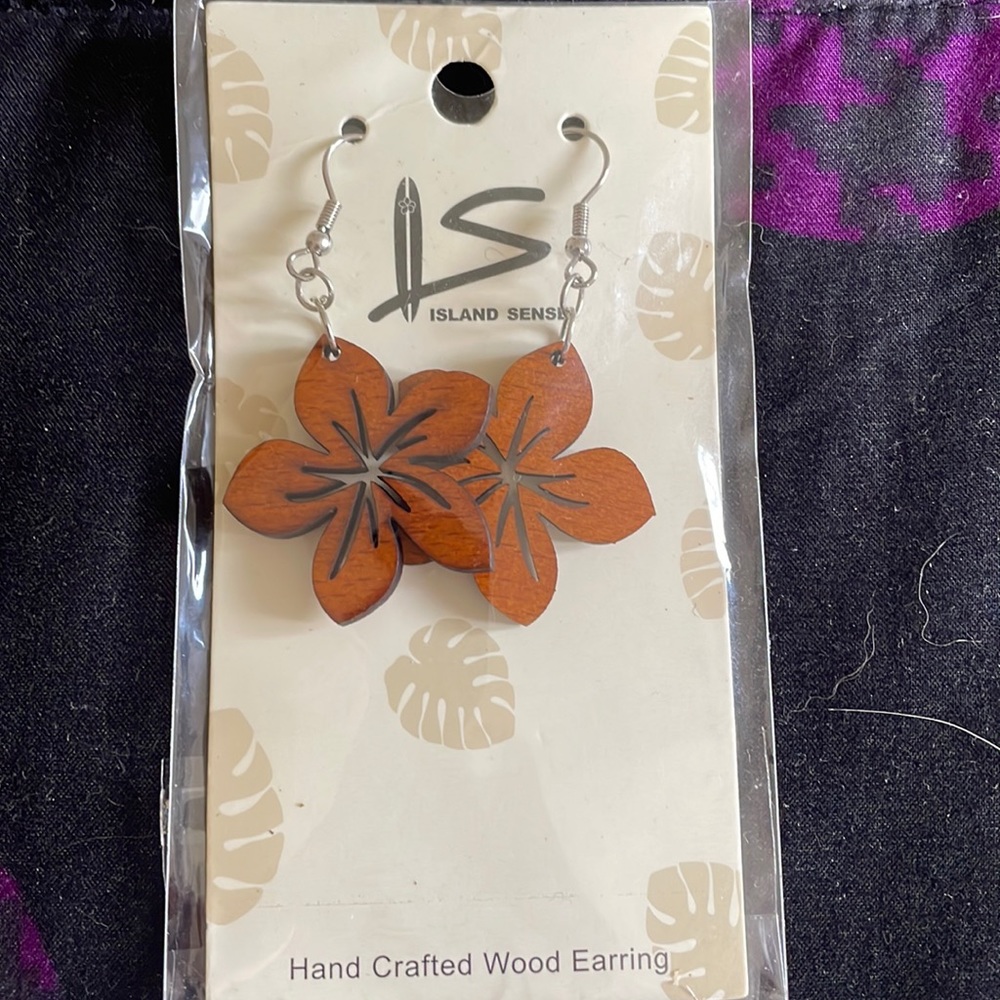 Wood earrings